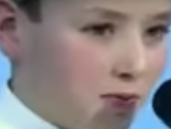 الطفل الجزائري المعجزة في حفظ القرآن…..بالفيديو