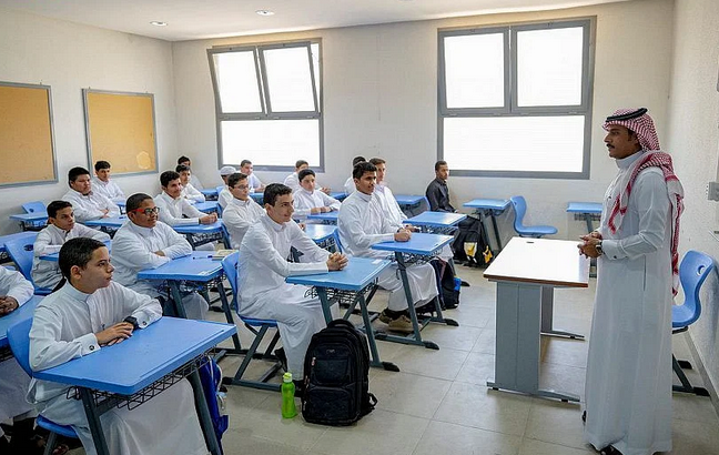 كم باقي على الاختبارات النهائية 1445 الفصل الثاني