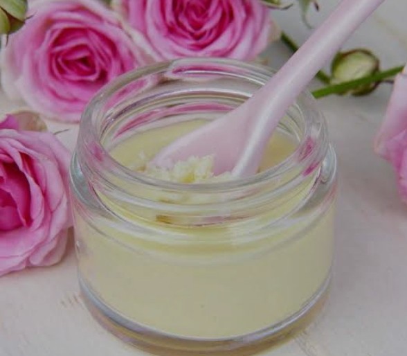 طرق تحضير مزيل العرق الطبيعي في المنزل بأقل التكاليف