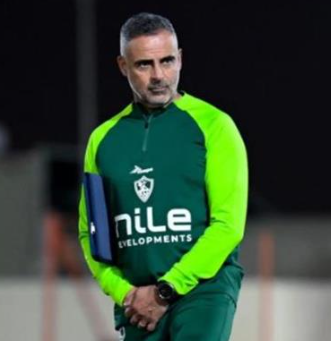 الزمالك يجهز مستحقات جوميز ويستعد لحل أزمة إيقاف القيد