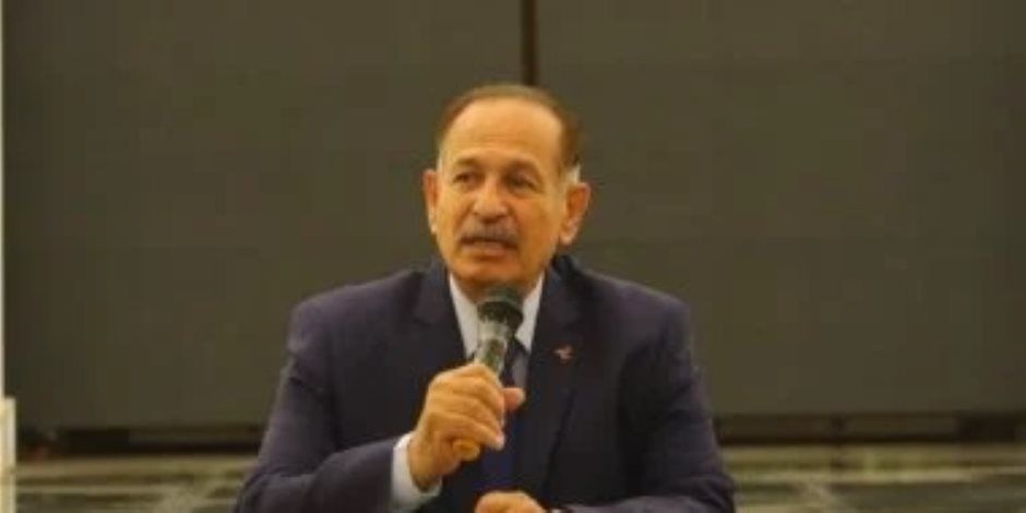  تعليق رئيس اتحاد كرة اليد على أزمة انتقال محمد عدلان بين الأهلي والزمالك