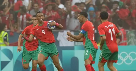 المنتخب المغربي يحقق فوزًا ساحقًا على الولايات المتحدة ويتأهل لنصف نهائي أولمبياد باريس  المنتخب المغربي يحقق فوزًا ساحقًا على الولايات المتحدة ويتأهل لنصف نهائي أولمبياد باريس