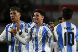 فوز كبير للأرجنتين على تشيلي بثلاثية نظيفة في تصفيات كأس العالم 2026