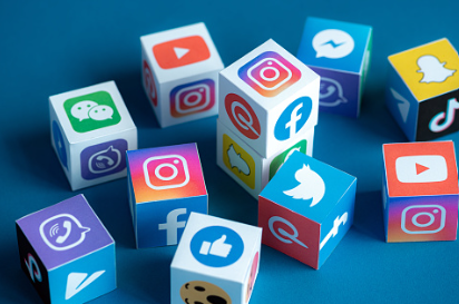 تعافي اقتصاد التطبيقات العالمي في 2024: تحديات وفرص