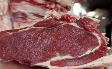 أسعار اللحوم اليوم الجمعة 7 مارس 2025: انخفاض ملحوظ في السوق
