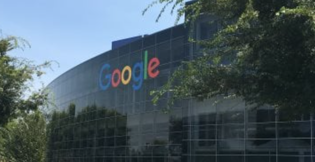 جوجل ترفع رواتب موظفيها 300% لمنع انتقالهم إلى المنافسين​