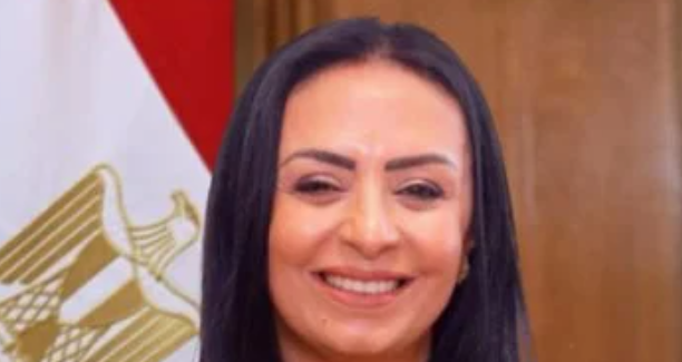 صرف معاشات مايو غدًا عبر فروع بنك ناصر