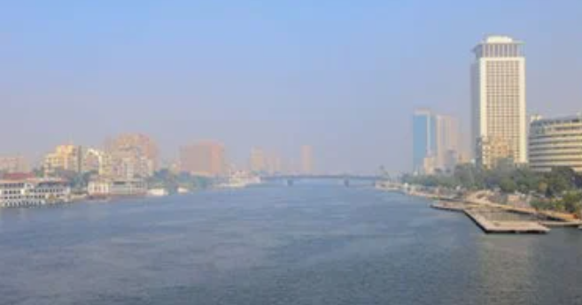 الطقس اليوم 22 مايو: حرارة نهارًا وشبورة كثيفة صباحًا