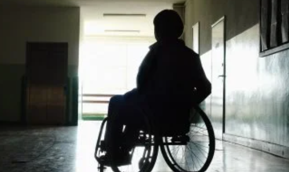 تخفيض 50% لذوي الإعاقة في المواصلات العامة