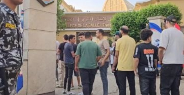 توافد الناخبين على لجان قصر النيل والظاهر للتصويت