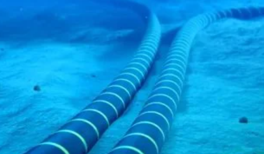 انقطاع كابلات الاتصالات يعطل الإنترنت في آسيا