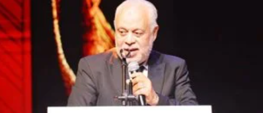 نقابة المهن التمثيلية ترفض استقالة أشرف زكي