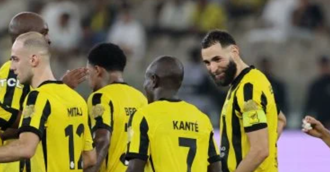 الاتحاد يواجه ضمك الليلة في الجولة 15 بالدوري السعودي