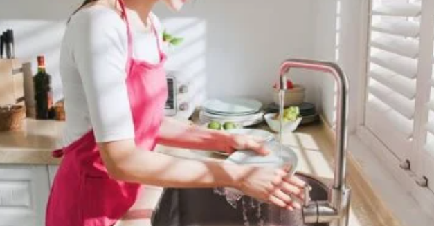 موجات الحر الشديد.. نصائح مهمة للسيدات داخل المطبخ