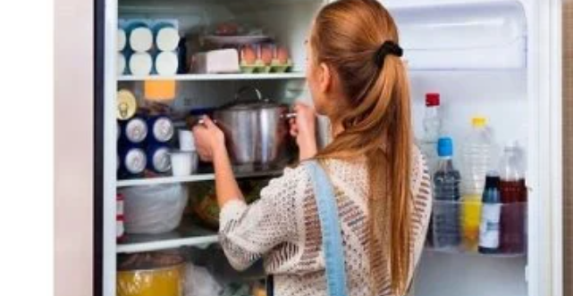 أضرار وضع الطعام الساخن في الثلاجة وطرق حفظه