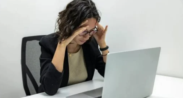 تخفيض ساعات العمل.. الفئات المستحقة وضوابط الساعات